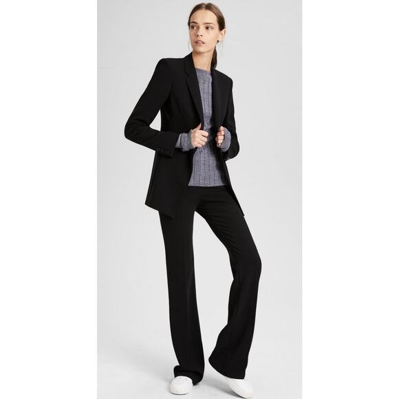 Theory Crepe Power Jacket Black Blazer Size 8 Professional Career Office - Picture 2 of 11